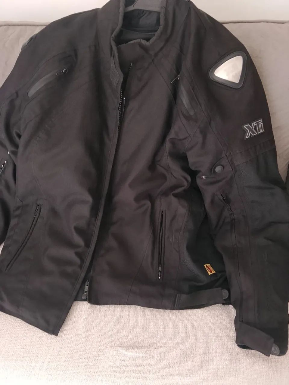 Jaqueta para motoqueiro. 