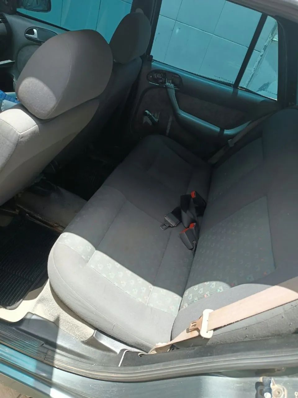 Volkswagen Gol 1.0 Plus 16V 4P 2000 - Foto 5