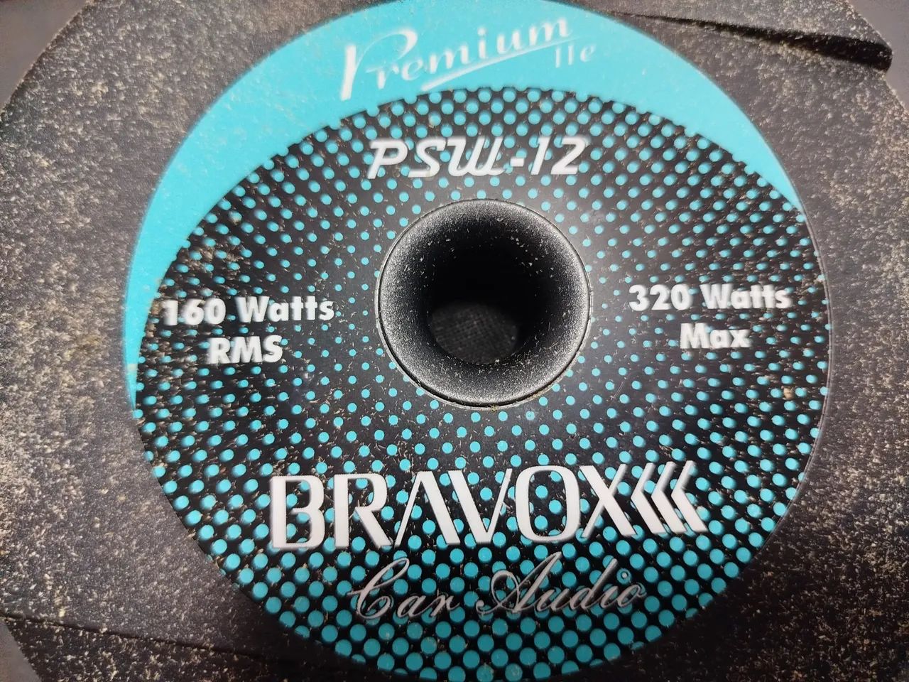 Caixa selada com Subwoofer Bravox  - Foto 5