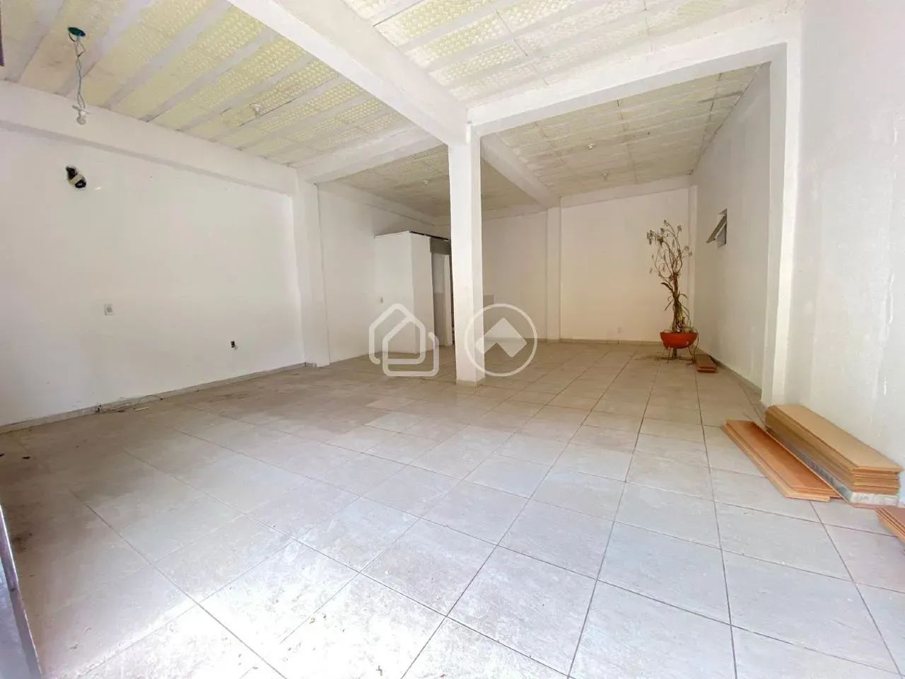 Loja comercial exclusiva de 80 m² para aluguel no Salgado Filho - Foto 5
