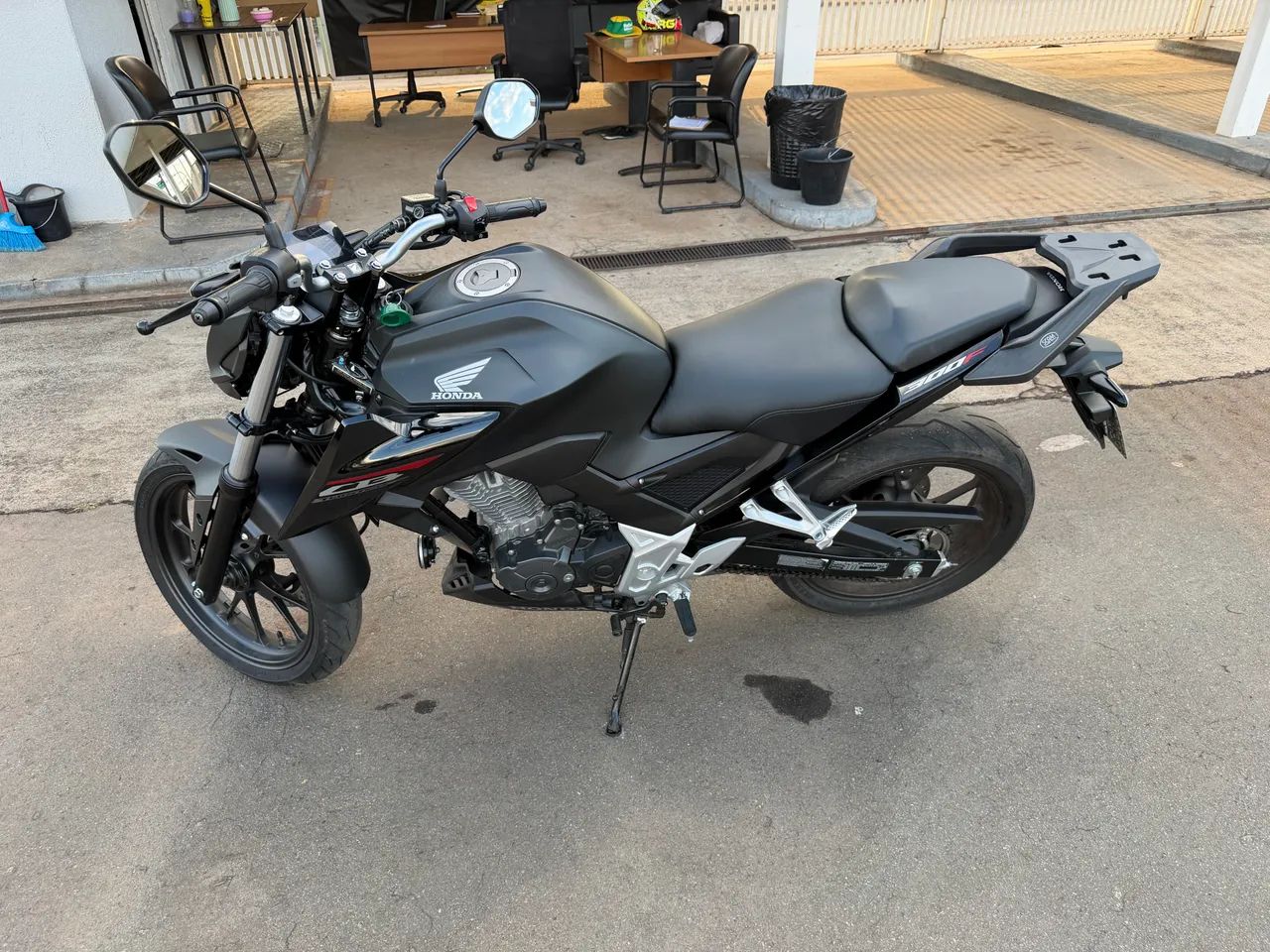 Cb Twister 300F - Foto 3