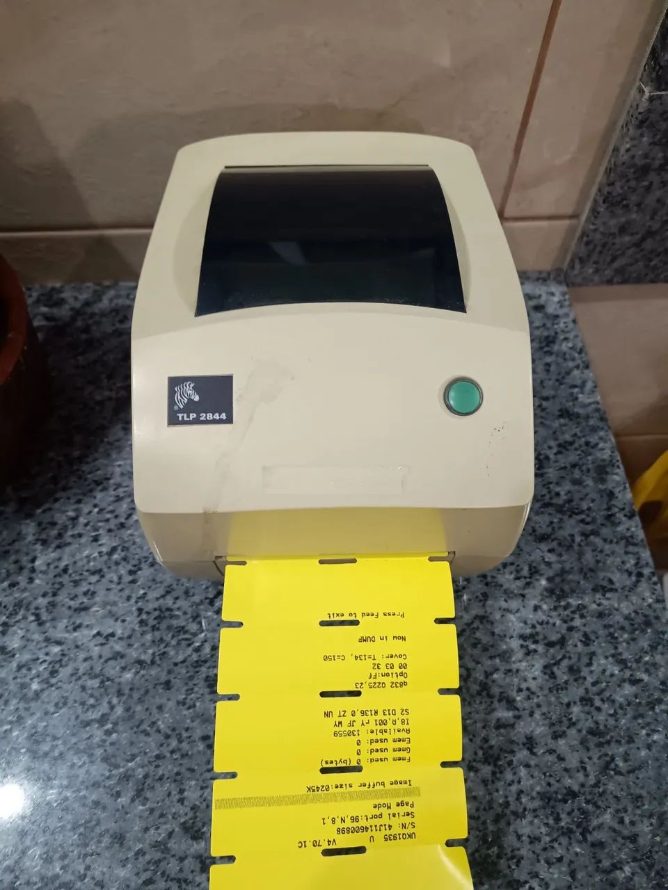 Vendo Impressora de Etiqueta Zebra TLP 2844, funcionando, folha teste nas fotos. LEIAA.