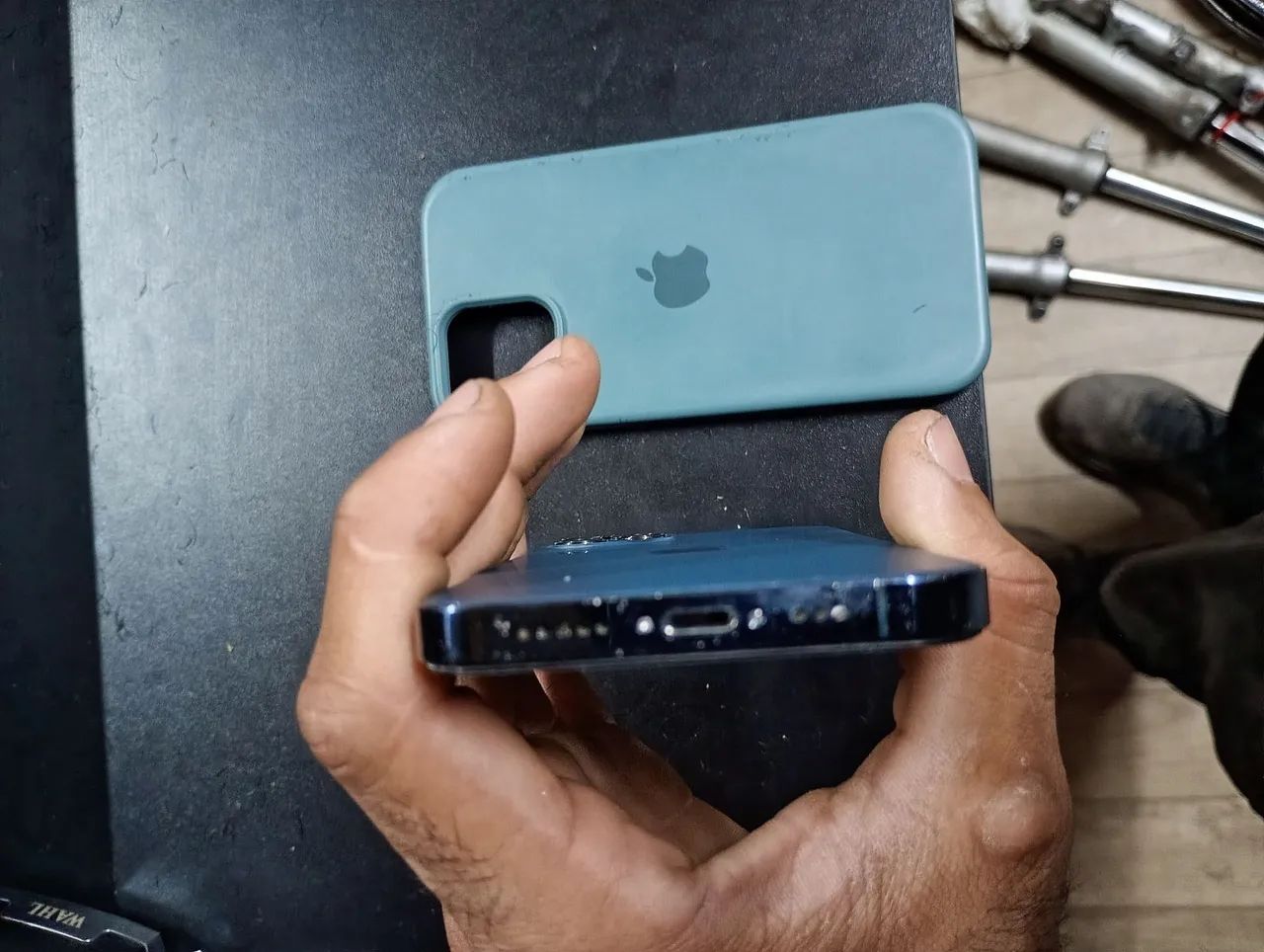 iPhone 12 pro 128 gigas, face id? - Celulares e Smartphones