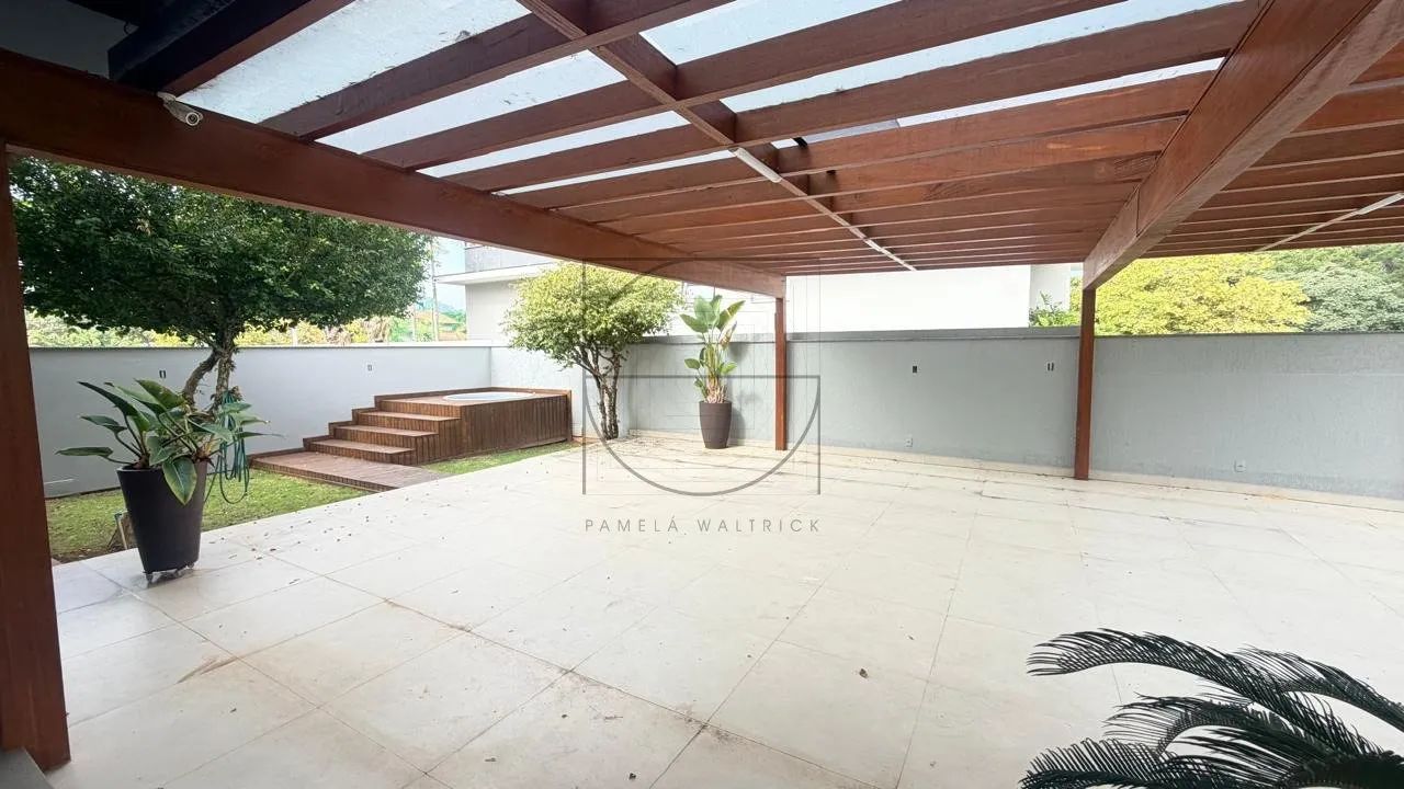 CASA REFORMADA À VENDA EM JURERÊ INTERNACIONAL - Foto 2