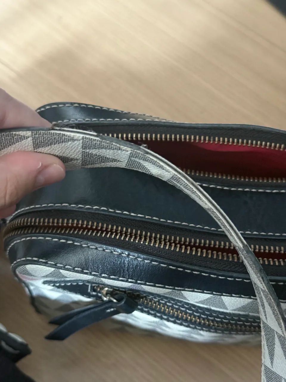 Bolsa Schütz triangle  - Foto 4