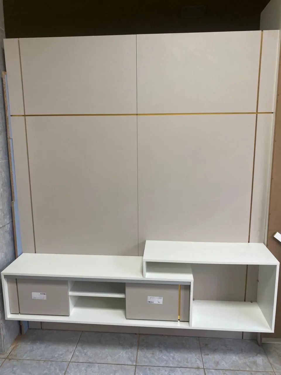 Painel com rack novo 100% mdf  - Foto 4