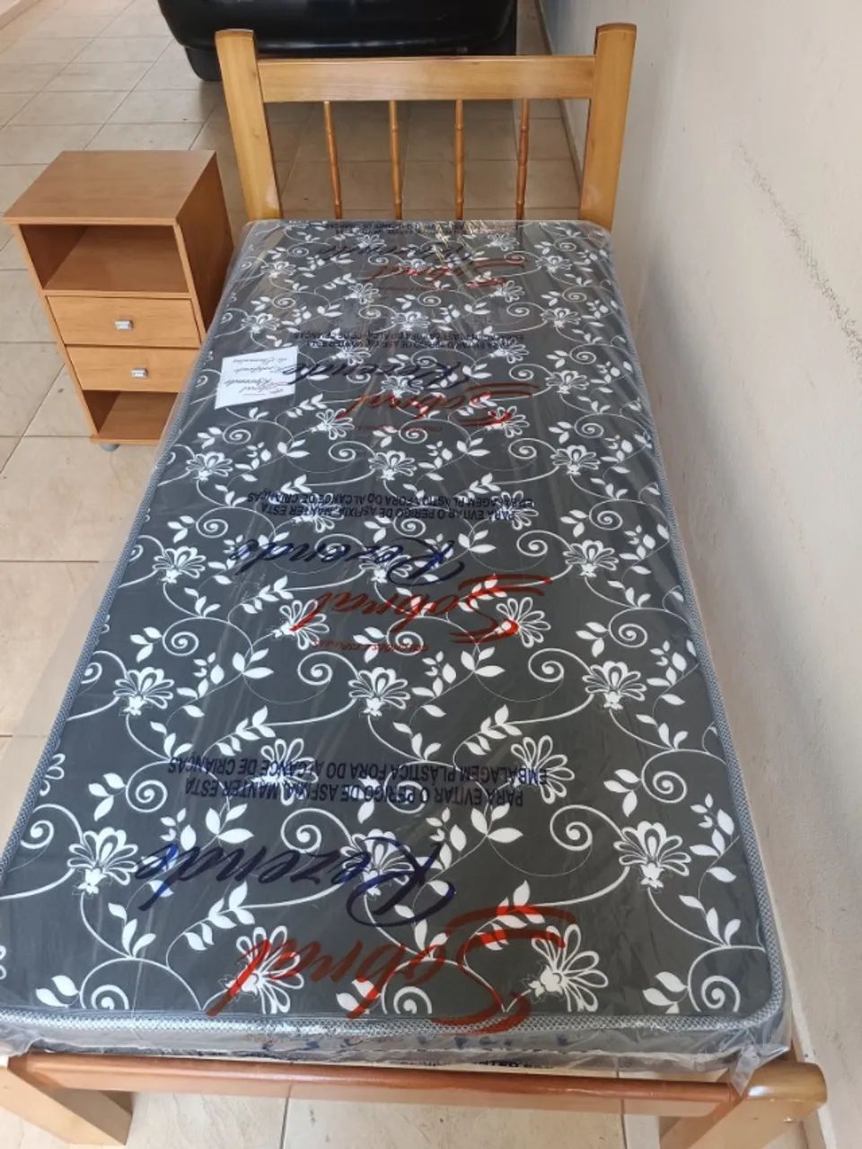 Cama de Solteiro de Madeira Rubin Nova, Entrego - Foto 3