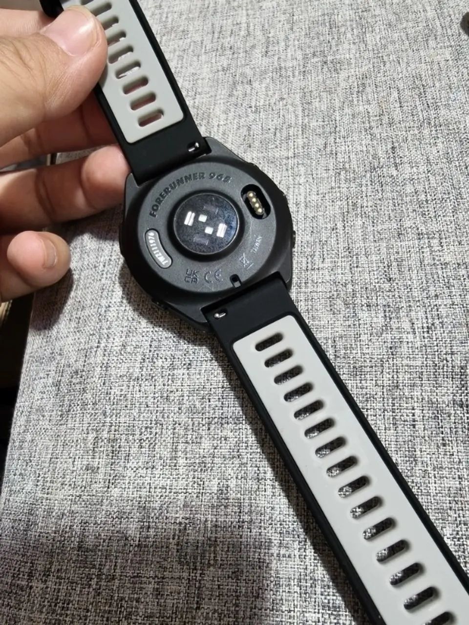 Smartwatch Garmin Forerunner 965 (Seminovo) - Foto 3
