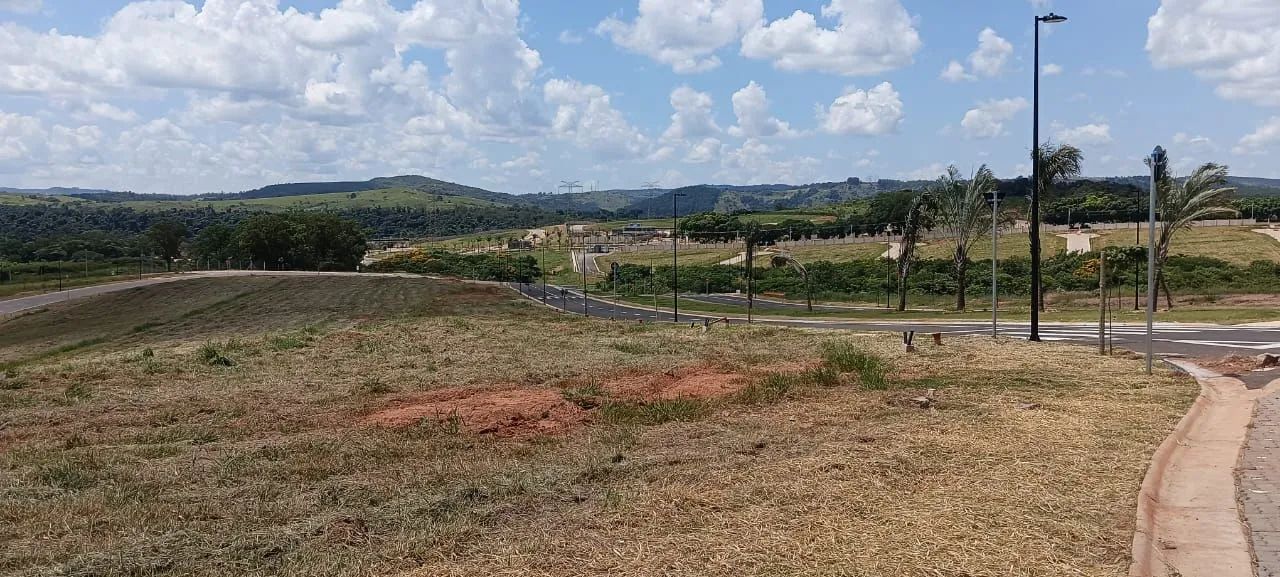 Terreno Lê Jardin Sousas 