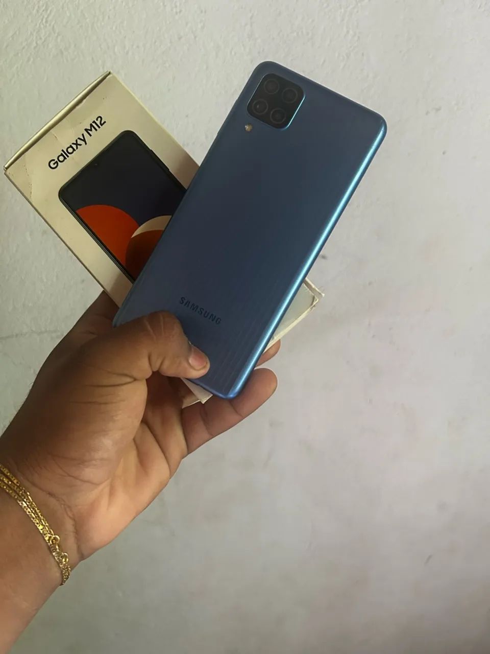 VENDE-SE GALAXY SAMSUNG M12 SEMI NOVO