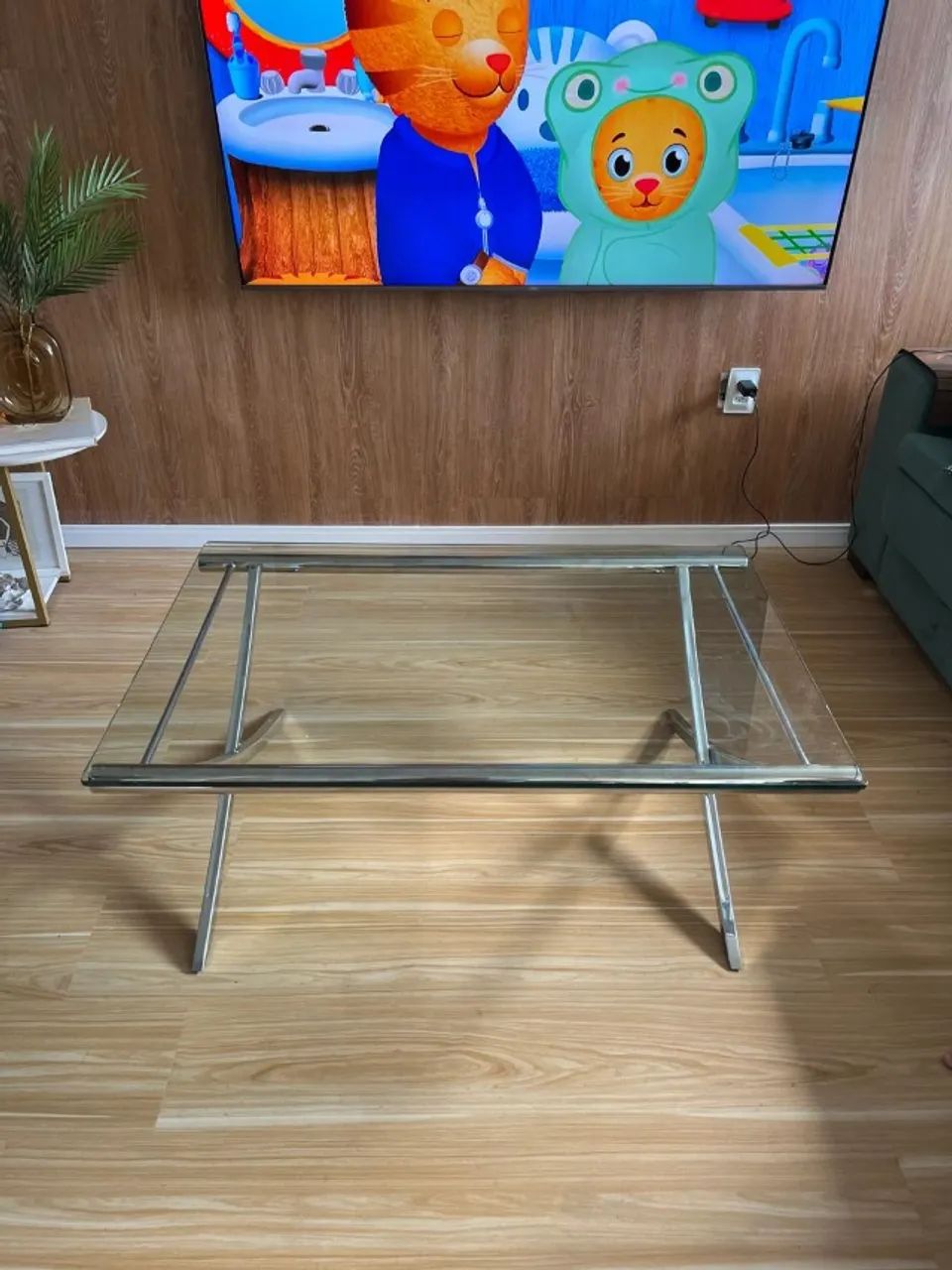 Mesa de Centro em Vidro Temperado e Base Metálica | Design Moderno | Sem Arranhões - Foto 3