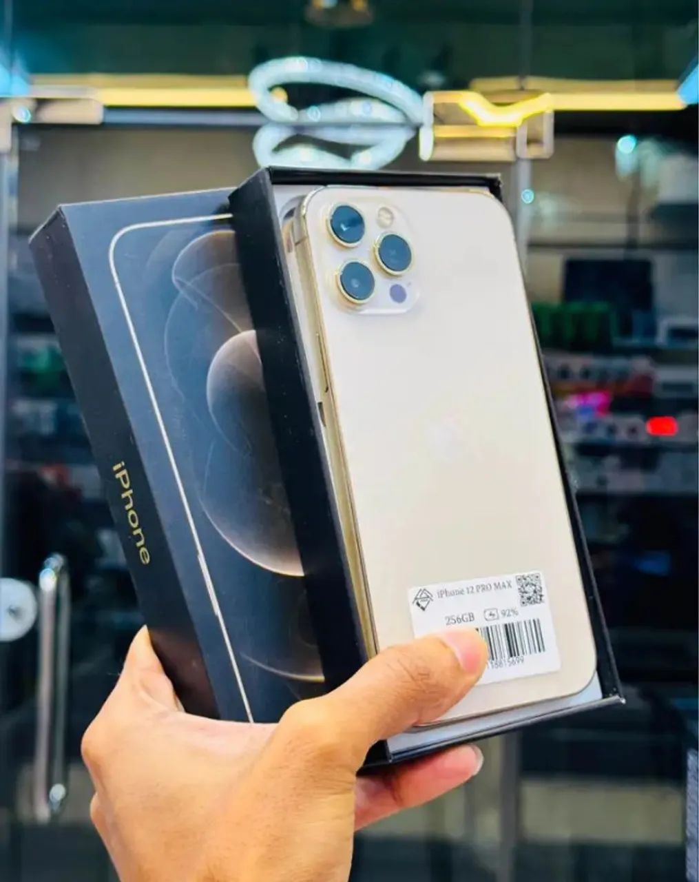 Iphone 12 pro max na garantia  - Foto 4