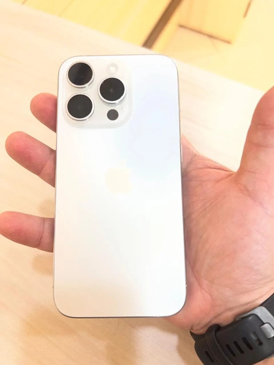 iPhone 15 Pro 256GB Branco - Celulares e Smartphones - Centro