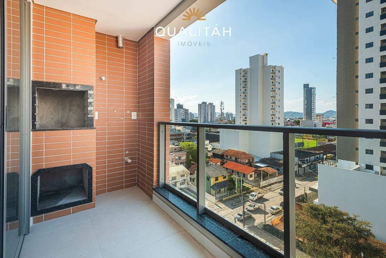 Apartamento com 2 Dormitórios no Edifício Duque 375