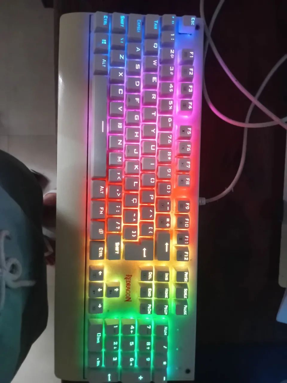 Teclado mecânico Red Dragon Kala