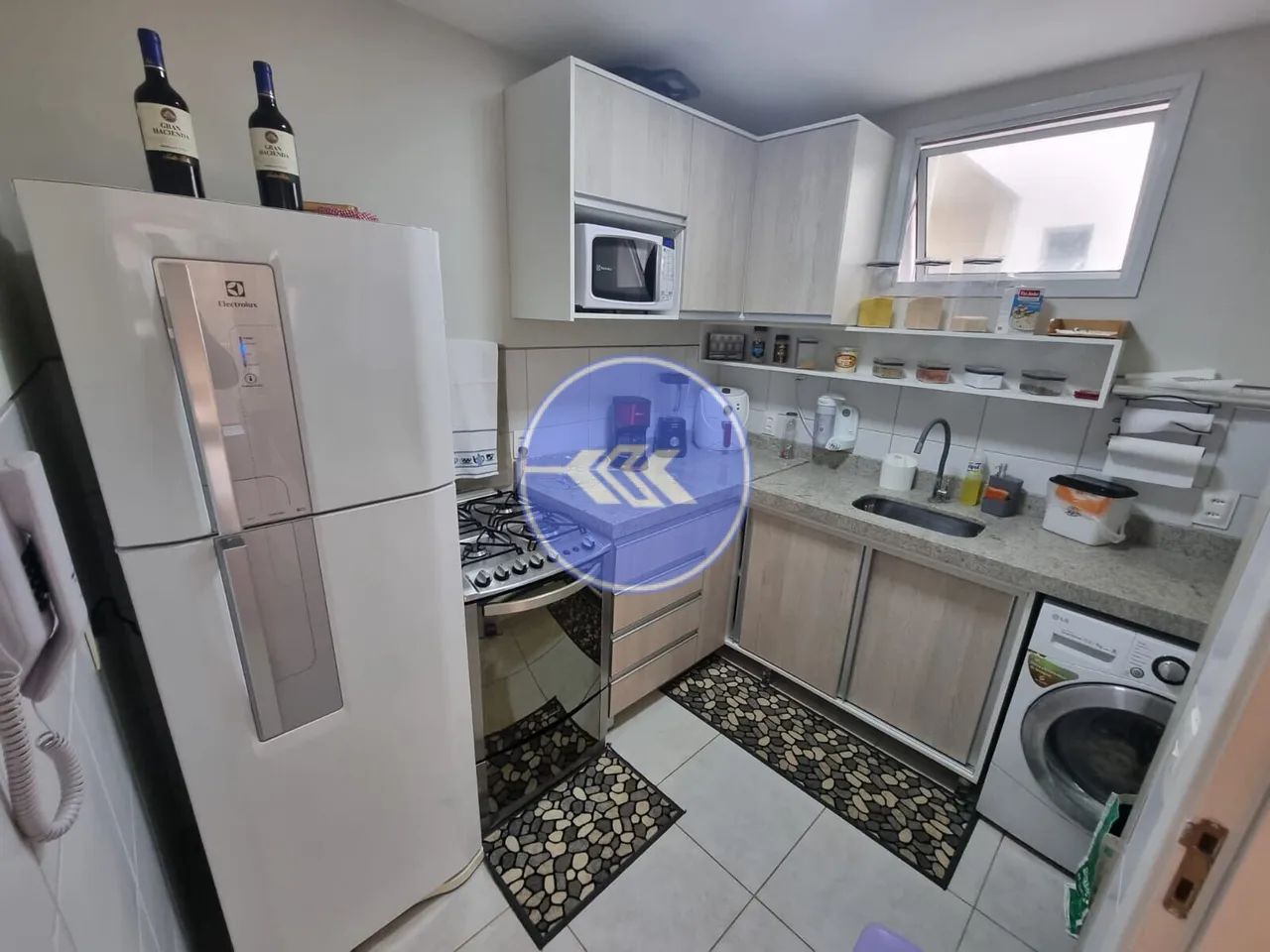 Amplo apartamento mobiliado no Paraíso das Dunas com 2 suítes - Foto 4