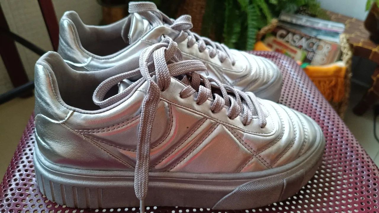 Tenis