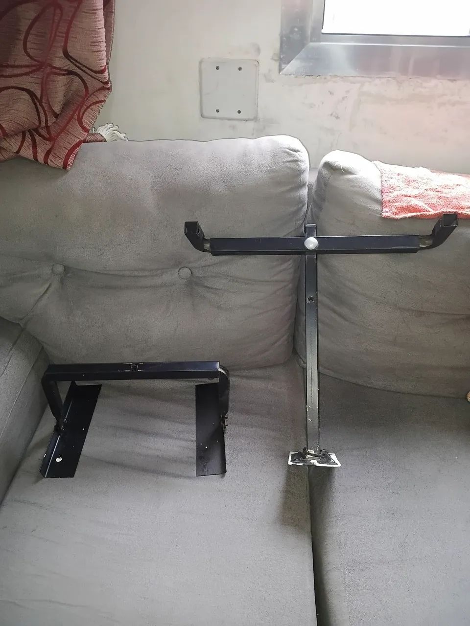 SUPORTE DE METAL