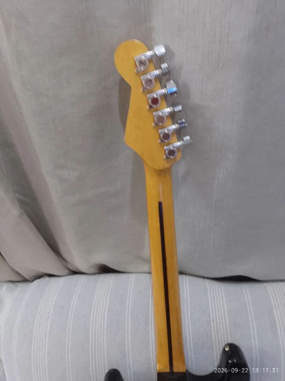 Guitarra stratocaster Michael black - Foto 5