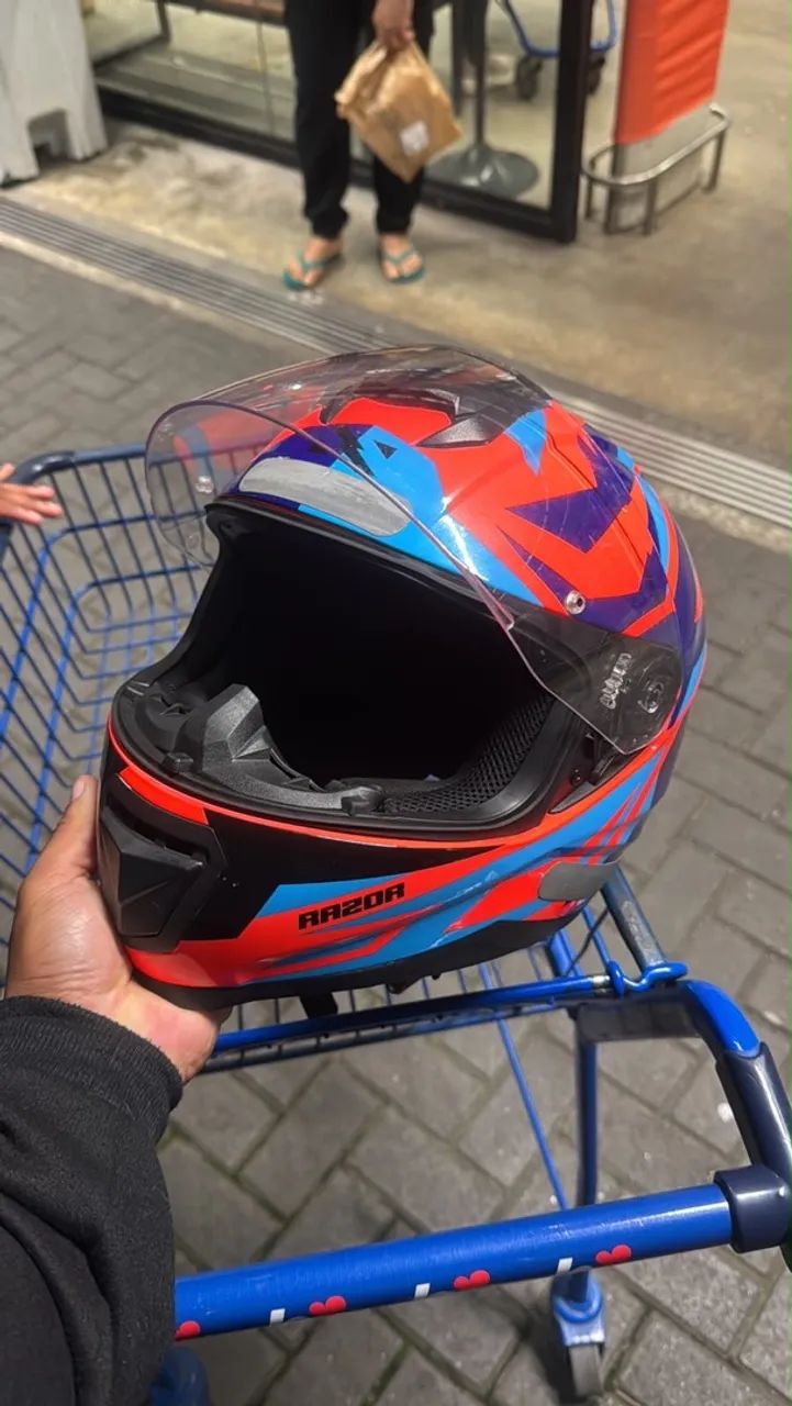 Vende se capacete norisk 