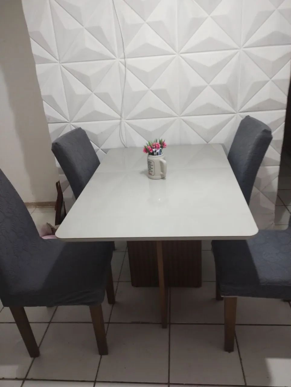 Mesa 4 cadeiras de vidro