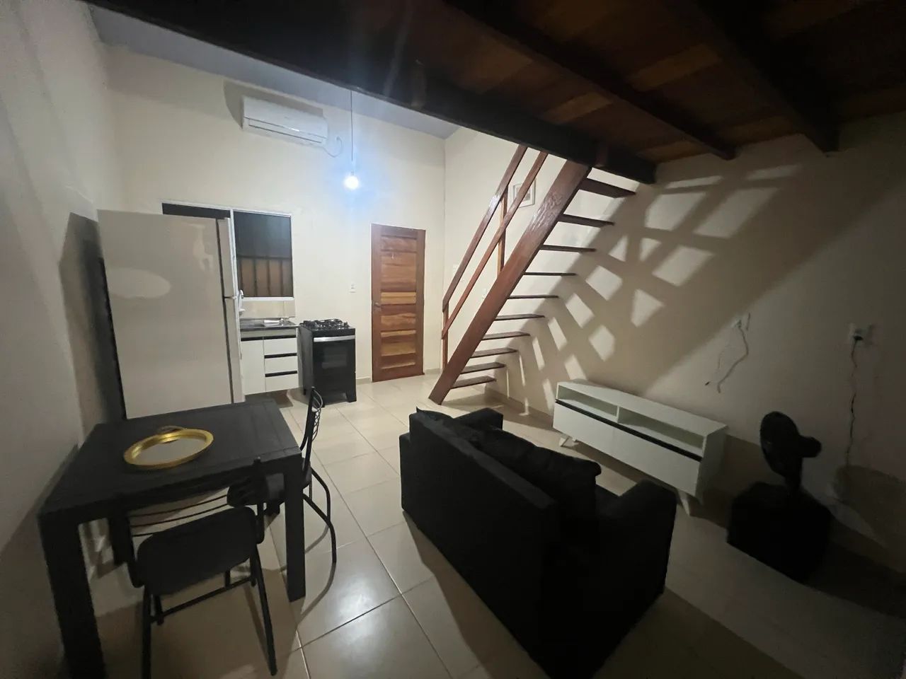 ALUGO APARTAMENTO MOBILIADO NO PARQUE DEZ  - Foto 2