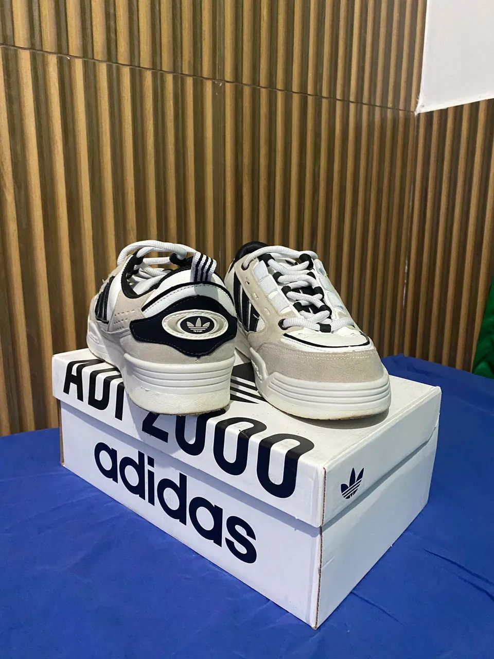Tenis Adidas 2000 - Calçados - Caxambu 1502565750 | OLX