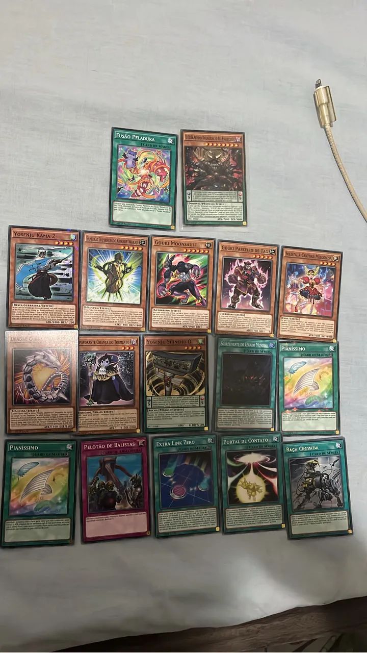 Lote Yu-Gi-Oh