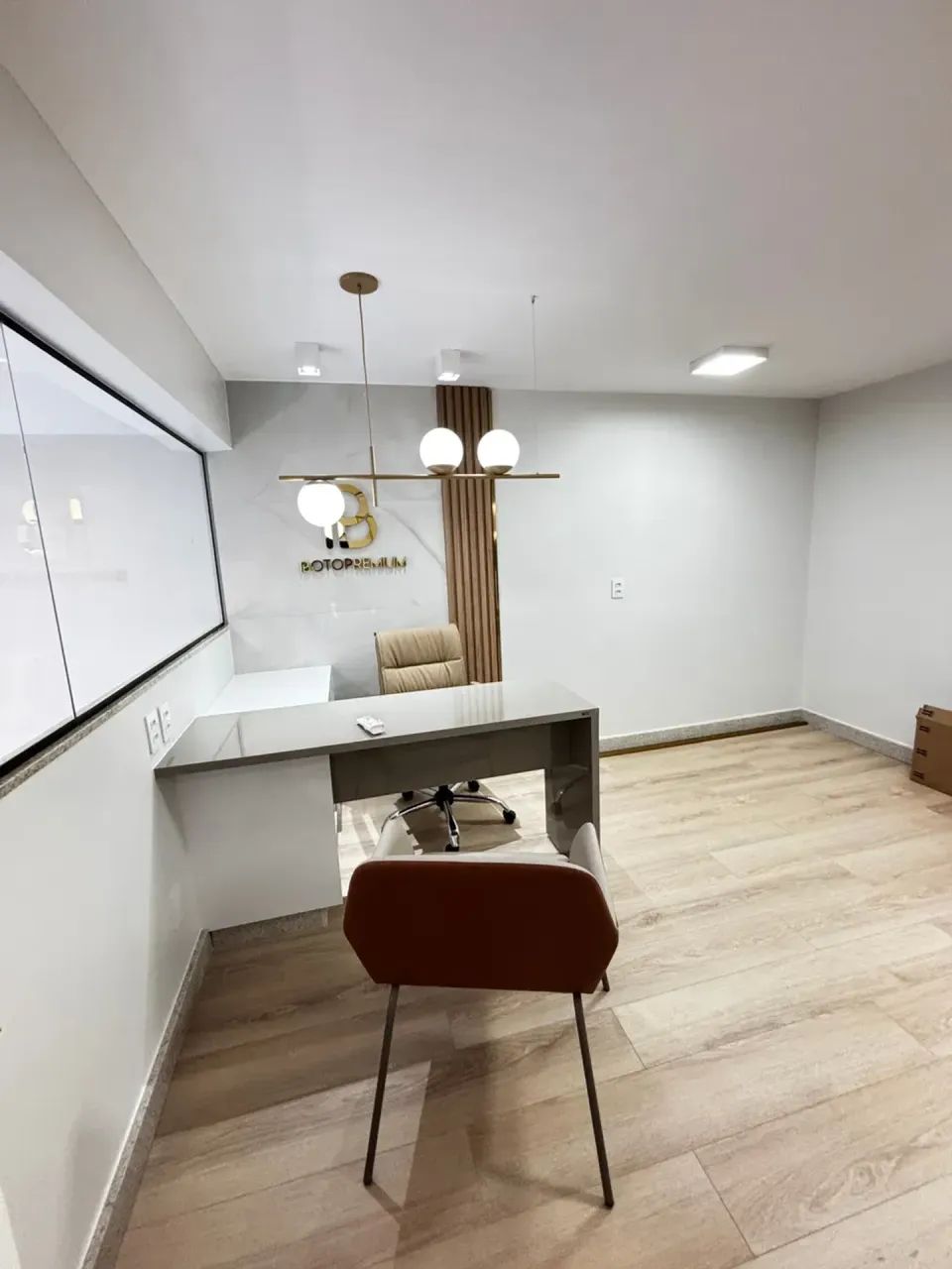 CLÍNICA COMPLETA NA T-2  120 m² | PRONTA PARA FUNCIONAR - Foto 4