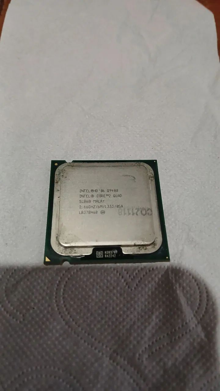 Lote 4 Processadores Intel LGA 775 ? Core 2 Quad, Core 2 Duo + 2