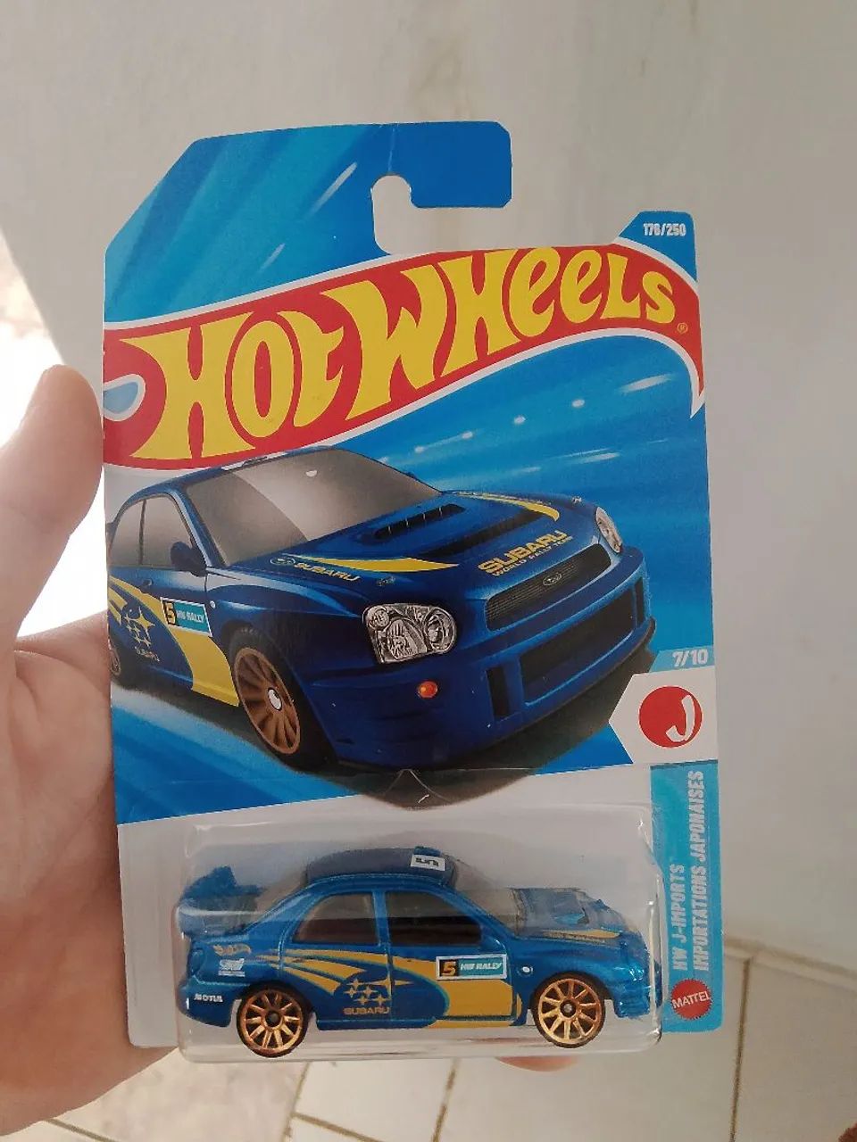 VENDE-SE HOTWHEELS SUBARU 