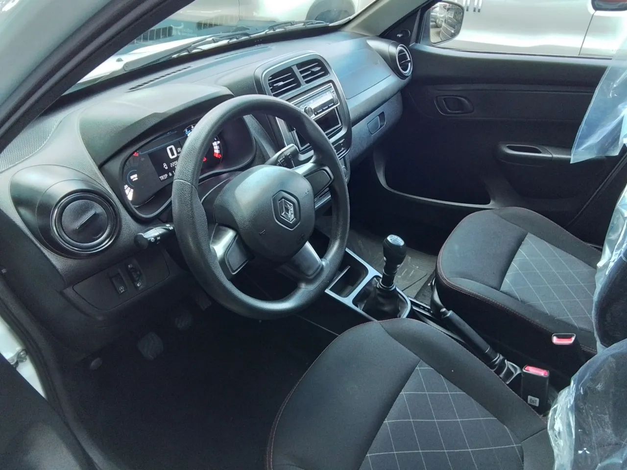Renault Kwid 1.0 Zen, foto 9 de 10