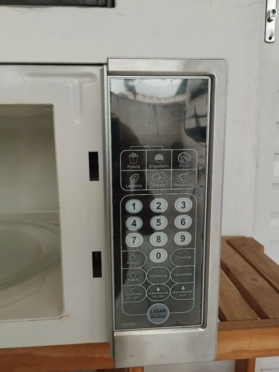 Microondas Philco 31L - 220V - Foto 2