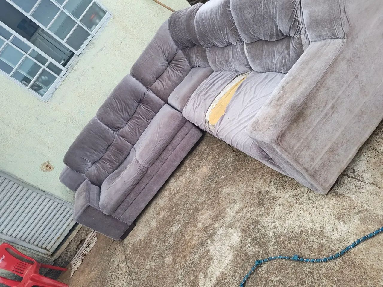 Vendo sofá em L, usado precisa ser reformado - Foto 2