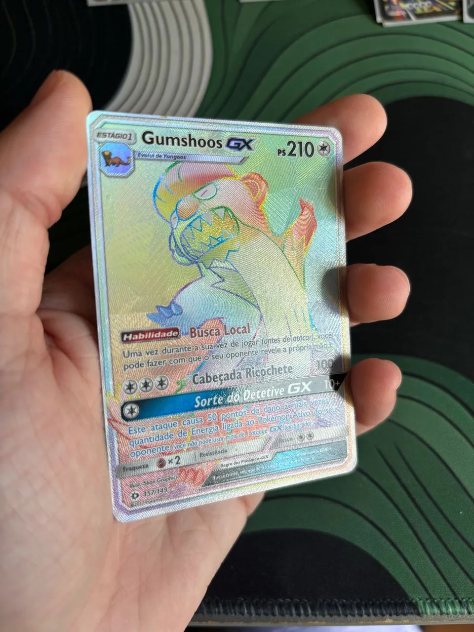 Carta Colecionável Gumshoos GX rainbow - Foto 4