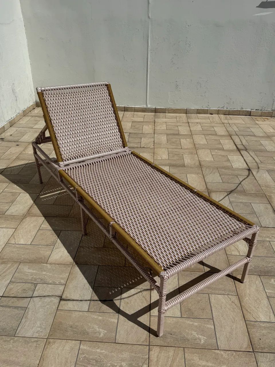 Espreguiçadeira de piscina/sol