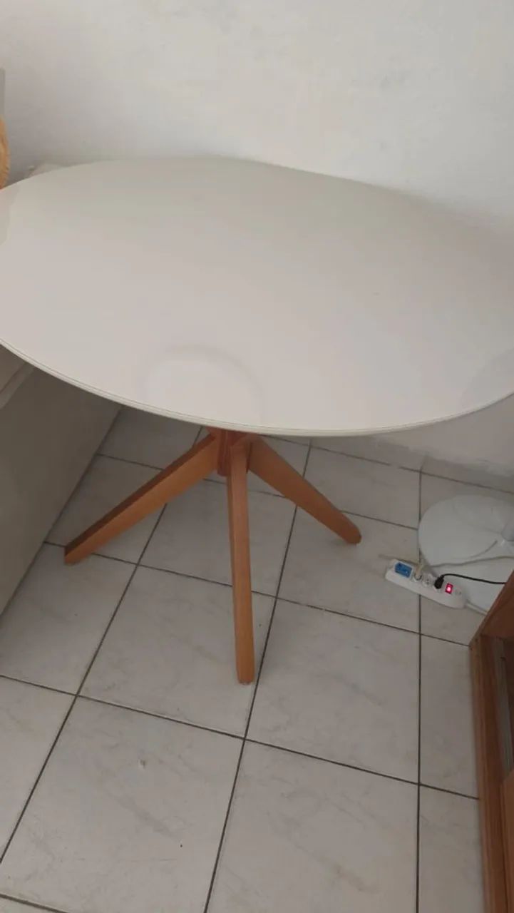 Mesa de 4 cadeiras madeira 