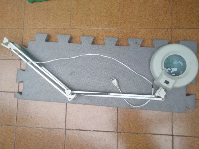 Lupa ARTICULADA com LED - Foto 6