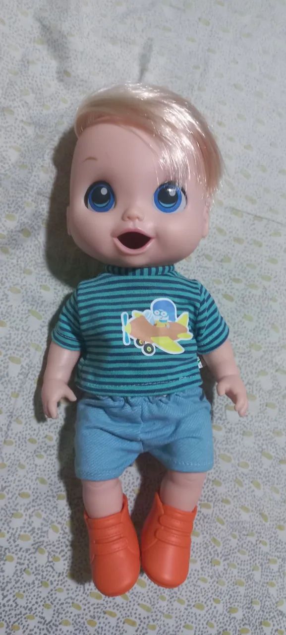 Boneco menino comidinha