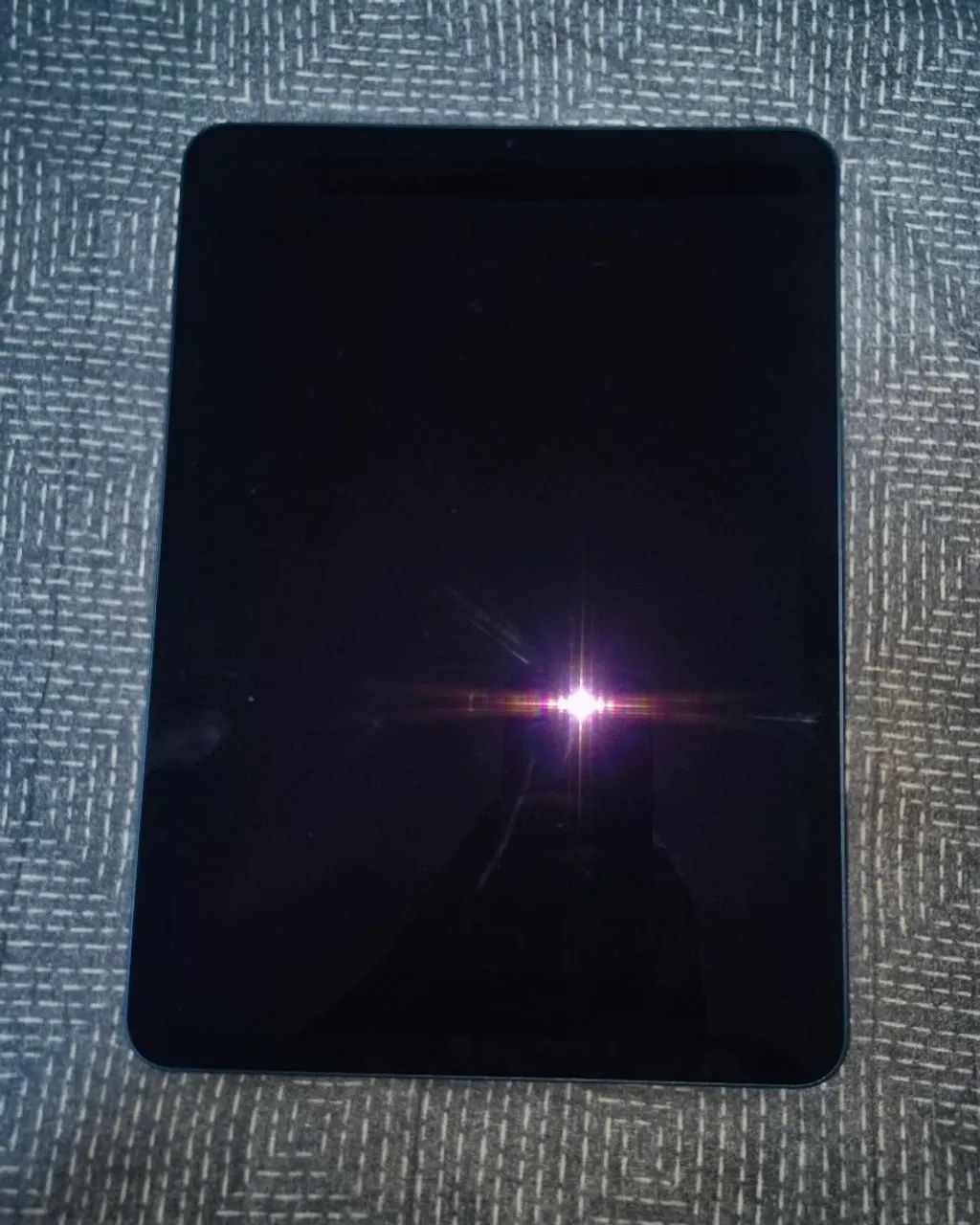 iPad Air 5ª Geração 64GB + Apple Magic Keyboard