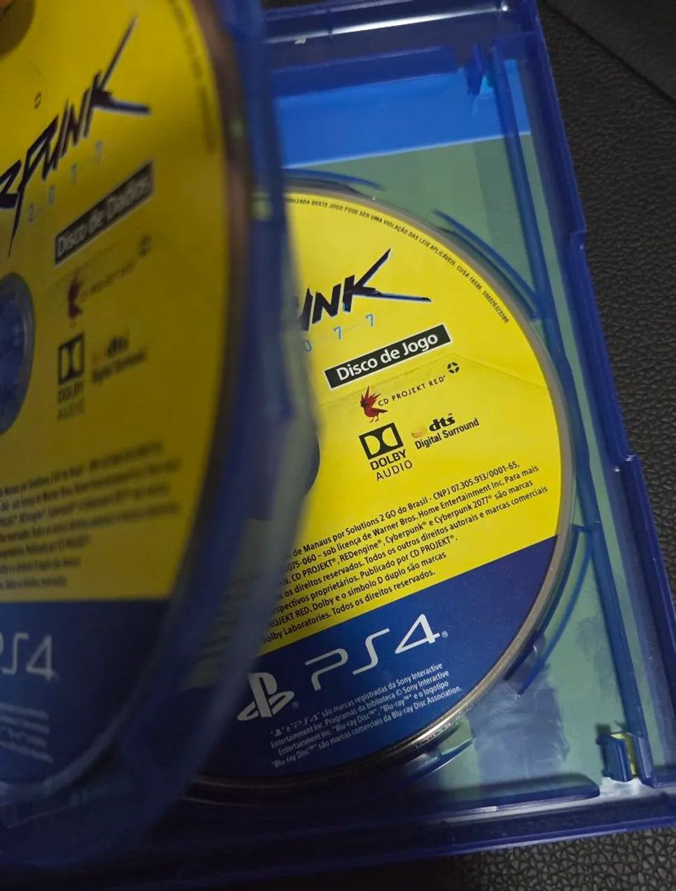 CyberPunk 2077 midia fisica de ps4 novo com 2 discos  - Foto 4