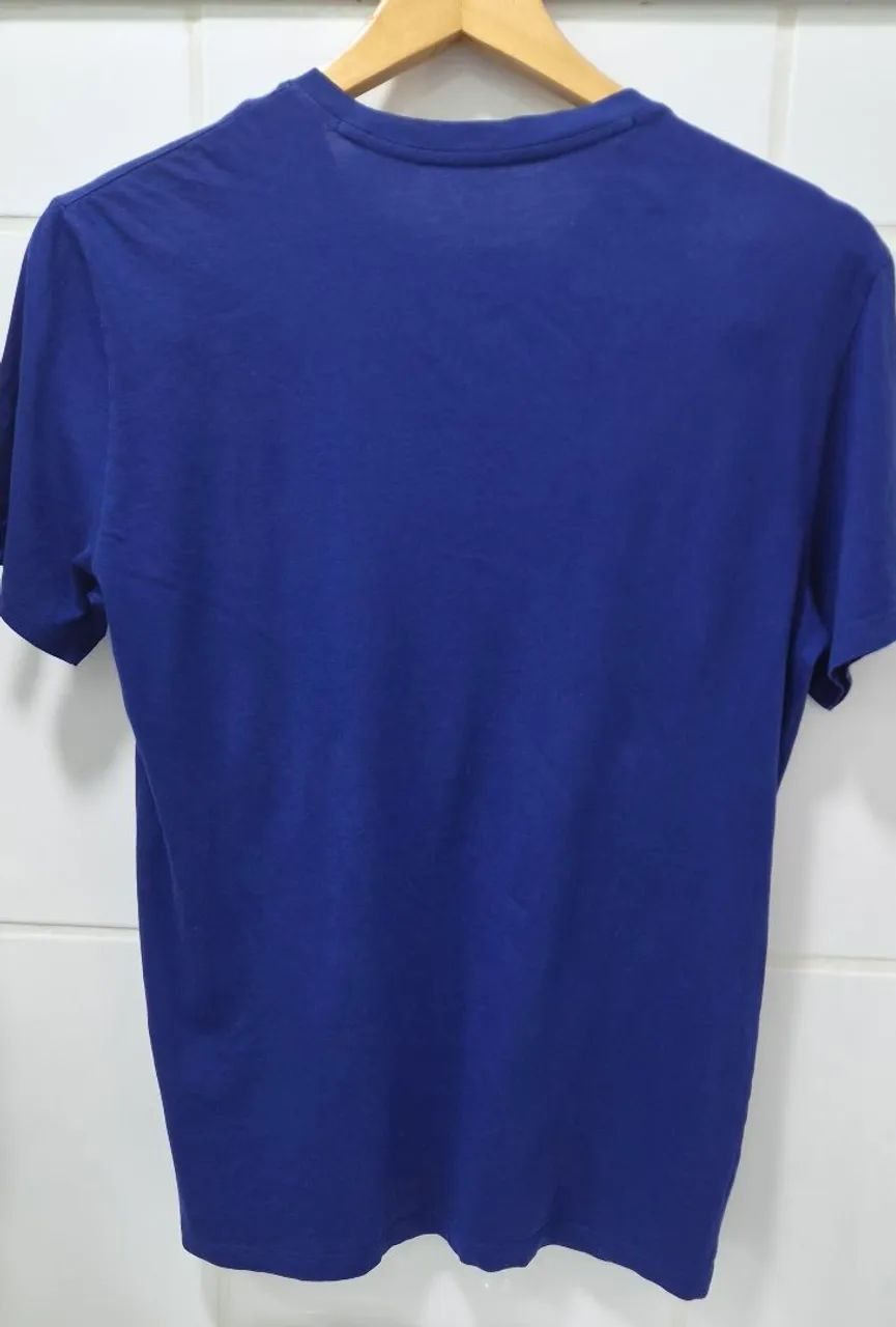 Camiseta Armani Exchange algodão Pima azul P  - Foto 2