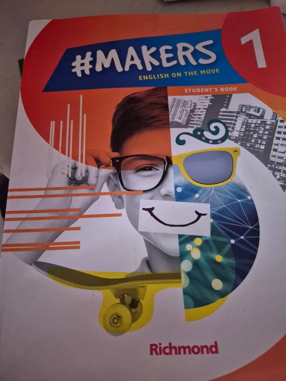 Livro de inglês Makers 1 - Richmond !!