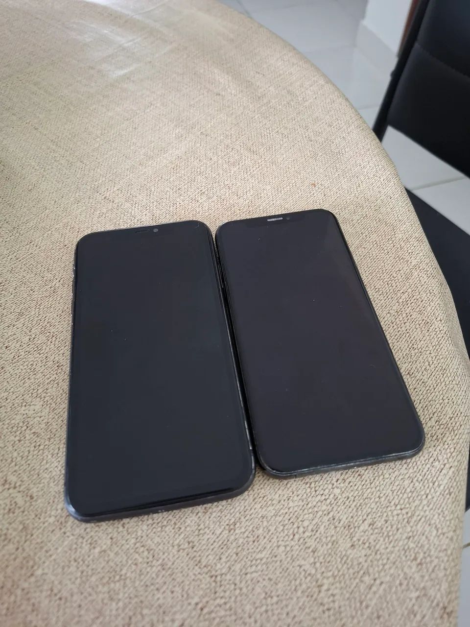 Iphones com defeito, vendendo os dois - Foto 2