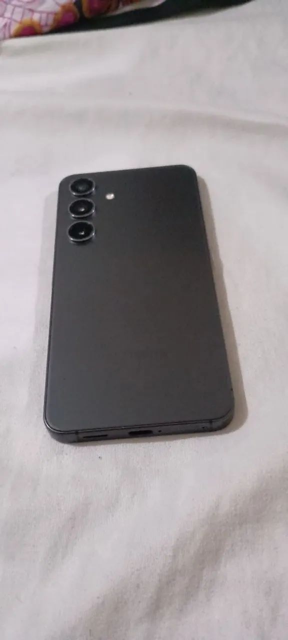 Samsung S24 - Foto 3