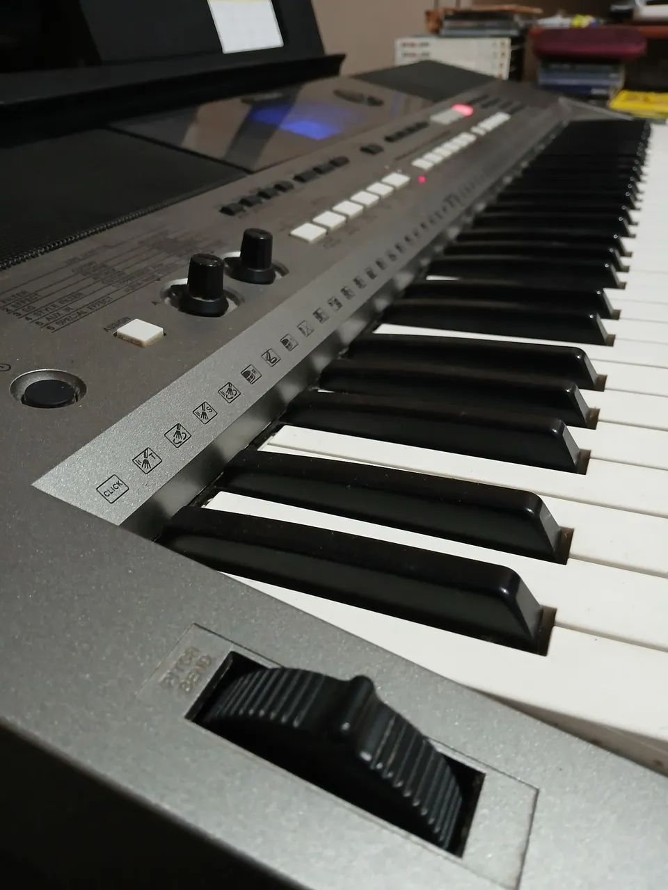 Teclado Yamaha PSR-E443 (Perfeito e Completo) - Foto 3