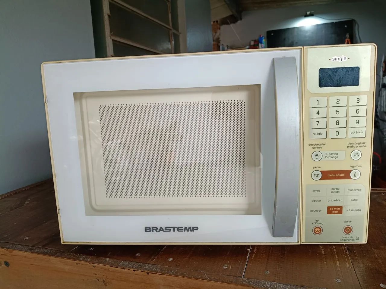 Vende-se Microondas 