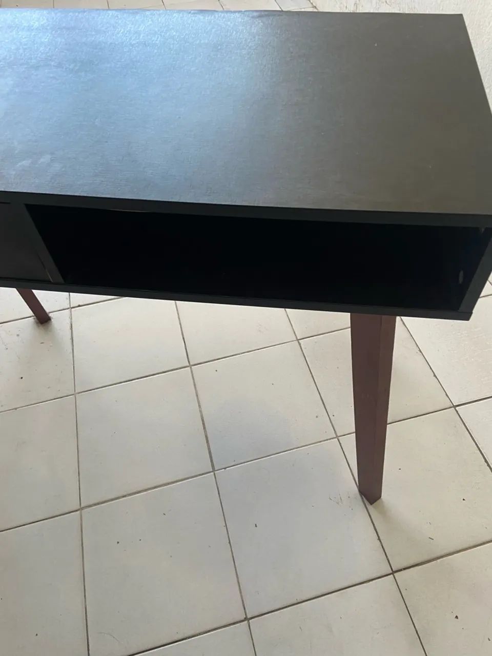 Mesa/Escrivania com Gaveta - Foto 2