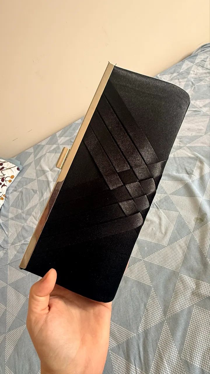 Vendo: Bolsa de mão preta - R$ 15,00 - Foto 3