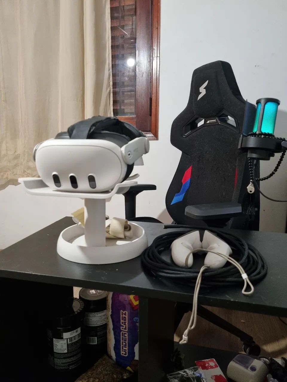 Meta quest 3 128gb + suporte + strep + cabo link